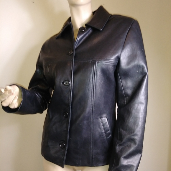Avanti Jackets & Blazers - GORGEOUS MACYS GENUINE LEATHER JACKET